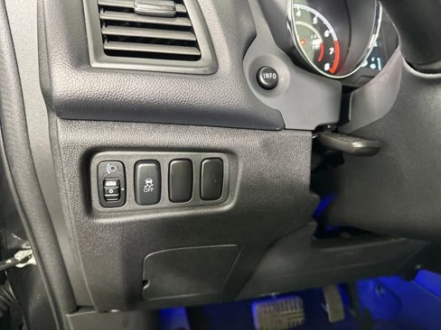 Used 2015 Mitsubishi Outlander Sport SE image 19