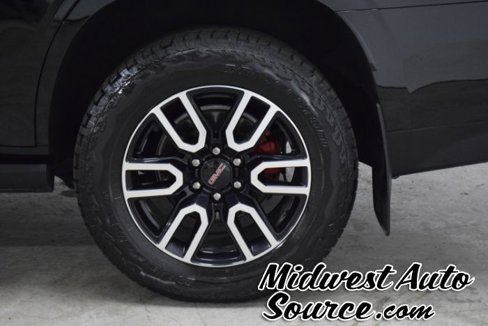 Used 2022 GMC Yukon AT4 w/ Max Trailering Package image 8