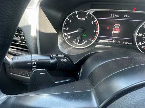 Used 2024 Nissan Rogue S image 30