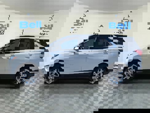 Used 2019 Chevrolet Equinox LT image 2