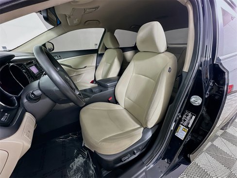 Used 2013 Kia Optima LX w/ Convenience Plus Pkg image 19