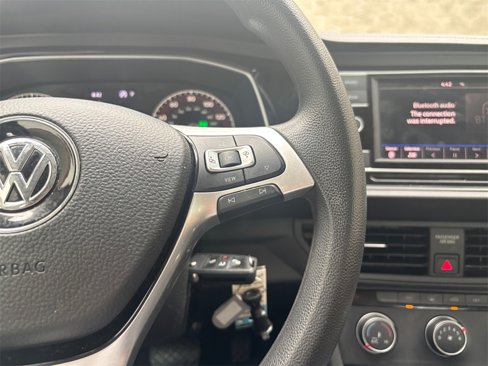 Used 2019 Volkswagen Jetta S image 26