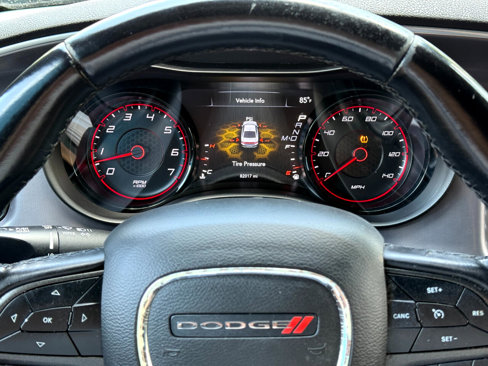 Used 2022 Dodge Charger SXT w/ Blacktop Package image 10