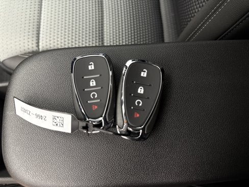 New 2025 Chevrolet Trax LT w/ LT Convenience Package image 41
