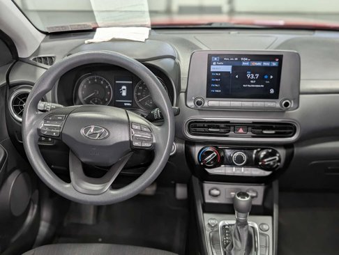 Used 2022 Hyundai Kona SEL image 5