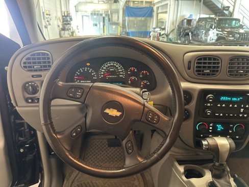 Used 2008 Chevrolet TrailBlazer LT w/ Sun And Sound Package image 15