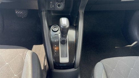 Used 2019 Nissan Kicks S image 18