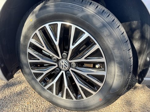 Certified 2021 Volkswagen Jetta SE w/ SE Cold Weather Package image 29