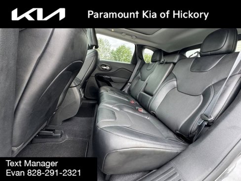 Used 2023 Jeep Cherokee Altitude Lux w/ Lux Elite Package image 16