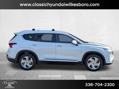 Used 2022 Hyundai Santa Fe SEL w/ Convenience + Premium Package image 4