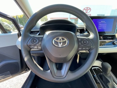 New 2025 Toyota Corolla LE image 9