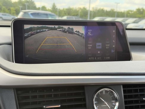 Used 2018 Lexus RX 350L w/ Premium Package image 11