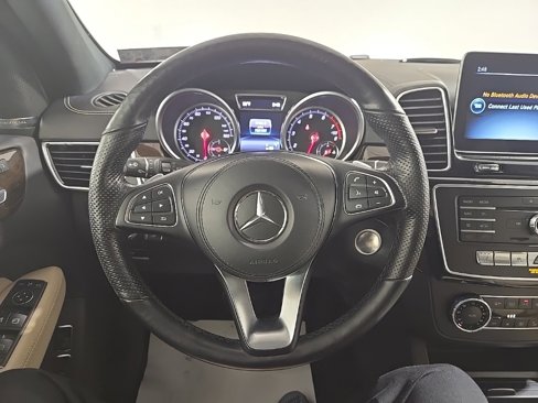 Used 2018 Mercedes-Benz GLS 450 4MATIC image 9