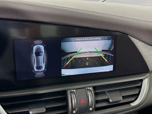 Used 2022 Alfa Romeo Giulia Ti image 14