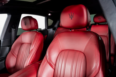 Used 2022 Maserati Levante GT image 3