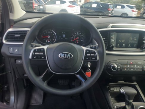 Used 2020 Kia Sorento LX image 25