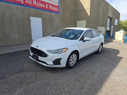 Used 2020 Ford Fusion S image 3