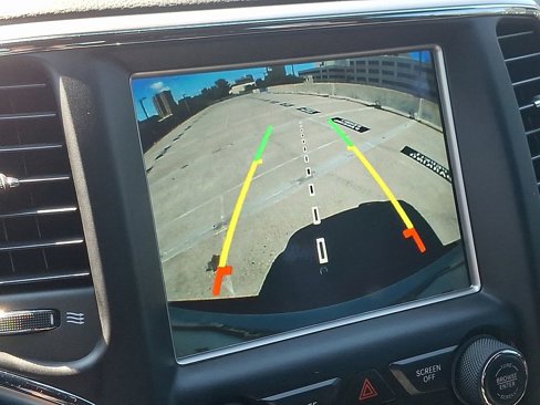 Used 2018 Jeep Grand Cherokee Altitude image 18