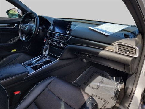 Used 2018 Honda Accord Sport image 43