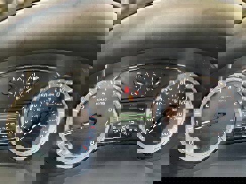 Used 2014 Nissan Sentra SL image 17