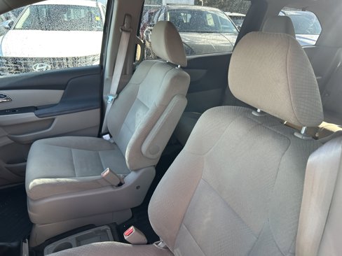 Used 2014 Honda Odyssey LX image 23