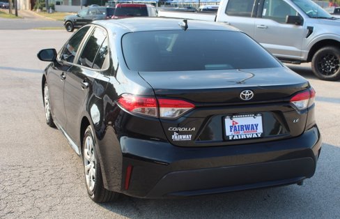 Used 2021 Toyota Corolla LE image 7