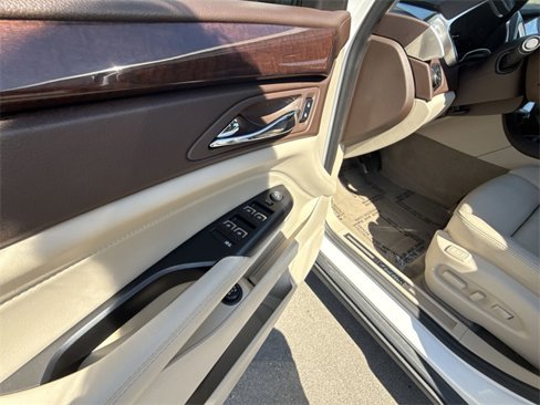 Used 2015 Cadillac SRX Performance w/ Driver Awareness Package image 13