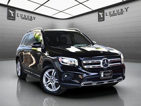 Used 2021 Mercedes-Benz GLB 250 4MATIC w/ Premium Package image 1