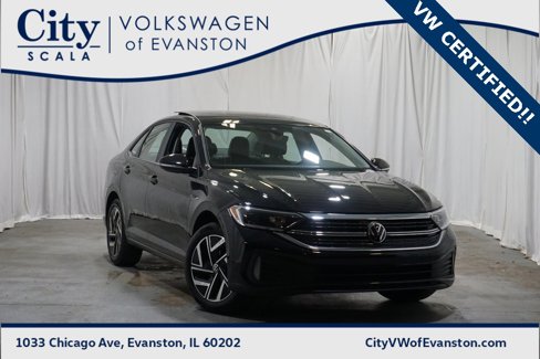 Certified 2024 Volkswagen Jetta SEL image 1