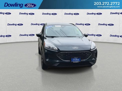 Certified 2022 Ford Escape SE w/ SE Sport Appearance Package image 6