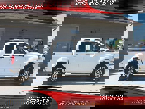 Used 2015 Nissan Frontier SV w/ SV Value Truck Package image 34