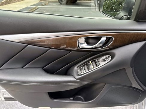 Used 2018 INFINITI Q50 Luxe image 7