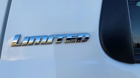 Used 2018 Toyota Sequoia Limited image 15