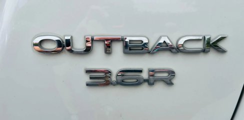 Used 2017 Subaru Outback 3.6R Limited image 29