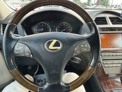 Used 2011 Lexus ES 350 image 6