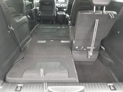 New 2025 Chrysler Pacifica Select image 25