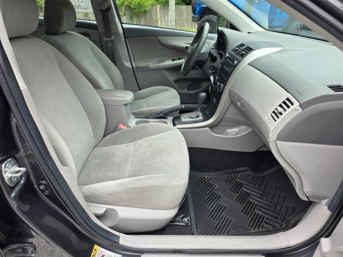Used 2010 Toyota Corolla LE image 21