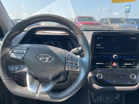 Used 2021 Hyundai Ioniq Limited image 12