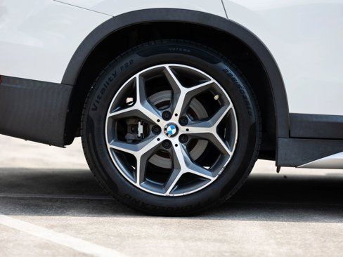 Used 2016 BMW X1 xDrive28i image 13