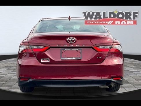 Used 2022 Toyota Camry LE w/ Carpet Mat Package (TMS) image 6
