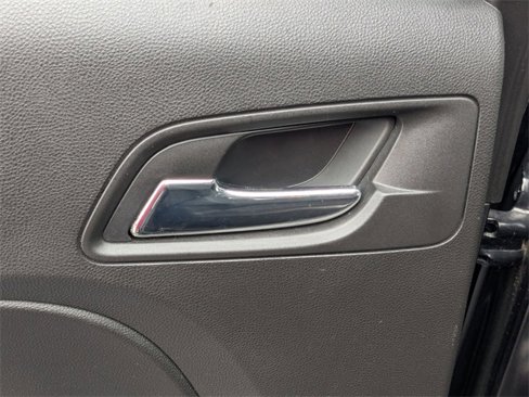 Used 2017 GMC Terrain SLT w/ Open Road Package image 29