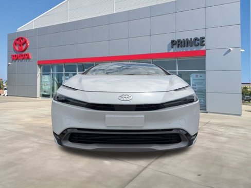 New 2025 Toyota Prius XLE image 17