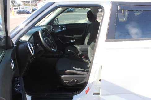 Used 2021 Kia Soul S image 10