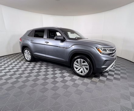 Used 2022 Volkswagen Atlas Cross Sport SE image 1