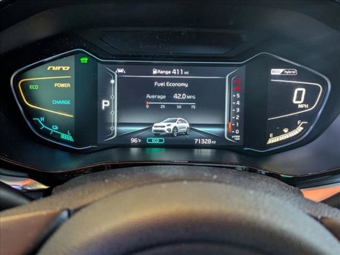 Used 2021 Kia Niro Touring image 11