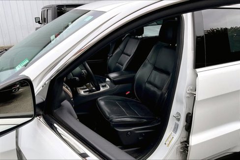 Used 2017 Jeep Grand Cherokee Limited w/ Luxury Group II image 22
