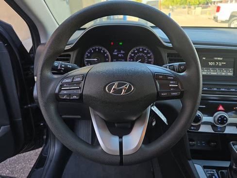 Used 2019 Hyundai Elantra SE w/ Cargo Package image 13