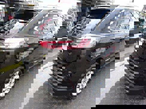 Used 2020 Ford Edge SEL image 61