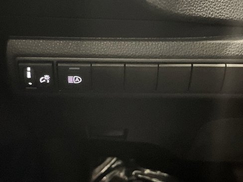 Used 2023 Toyota Corolla SE image 23