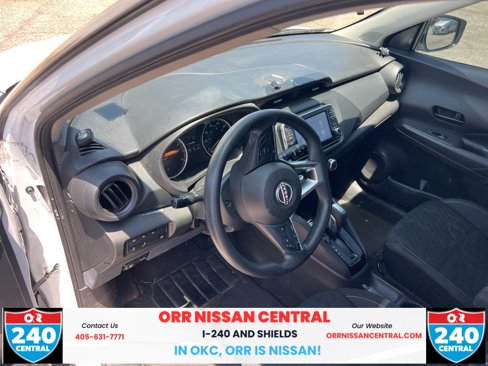 Used 2022 Nissan Kicks S image 9